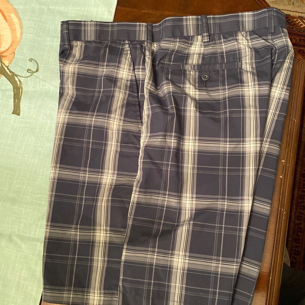 Ben Hogan performance golf shorts size 40